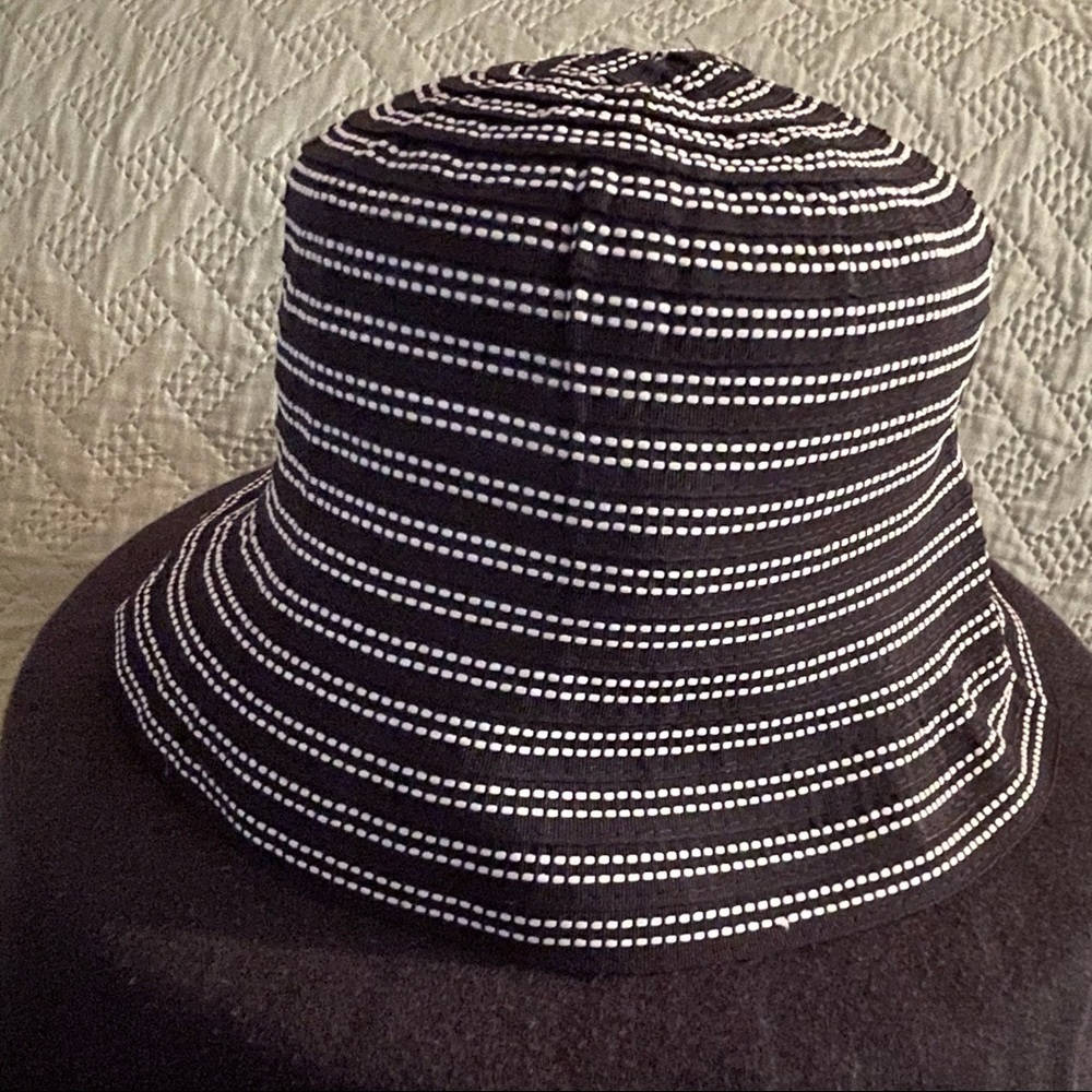 Black & White bucket hat